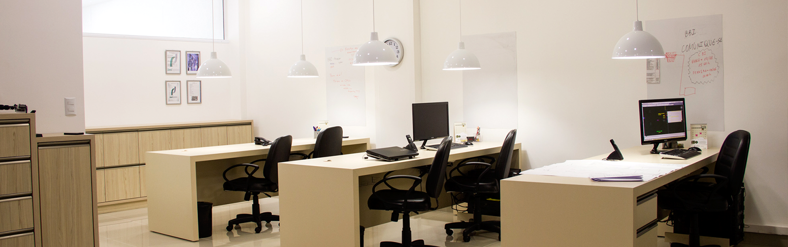 Vince_Slide_Interior_02